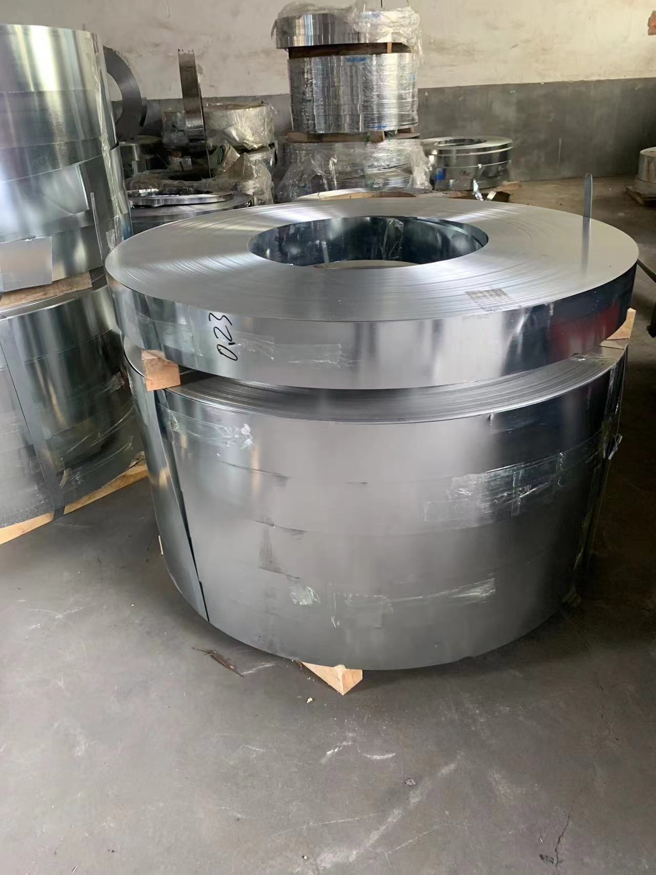 steel roll material